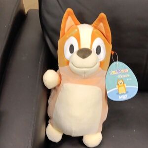 Bingo hug me squishamallow new